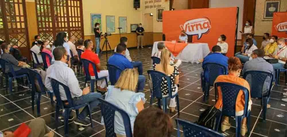 Alcaldesa Virna y Rectores Pactaron por la Calidad