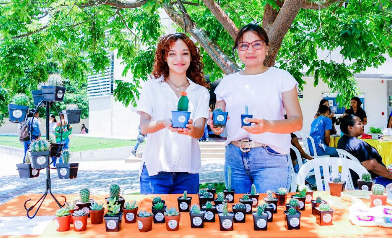 Jóvenes en Acción de UNIMAGDALENA ofrecieron sus productos en Feria