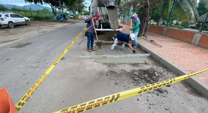 restauración de la vía al Aeropuerto Internacional Simón Bolívar