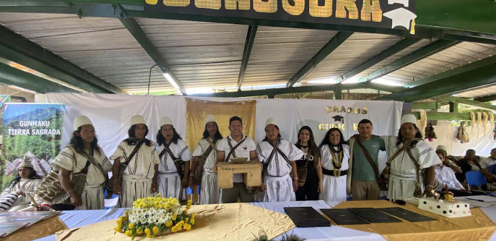 Rector Pablo Vera comprometido con la comunidad Arhuaca de Gunmaku