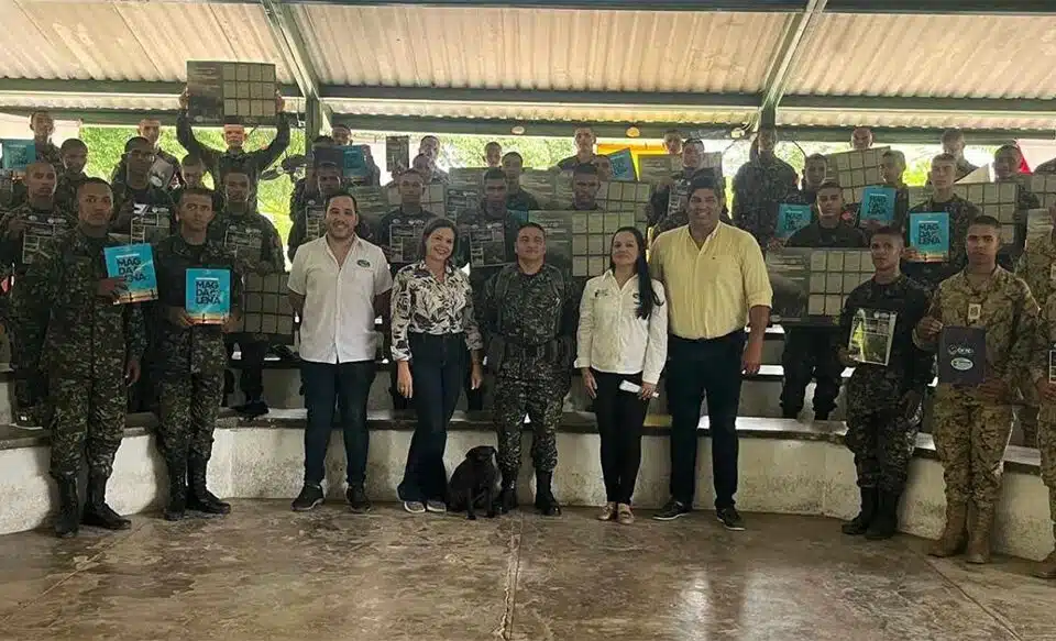Corpamag e Infotep capacitan a 50 soldados del Biter N° 2 en viverismo y gestión ambiental