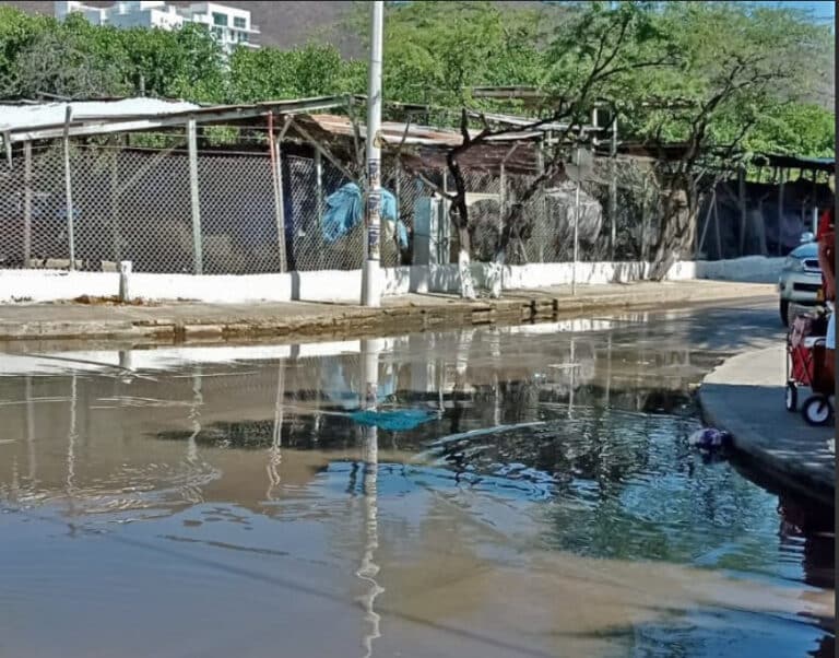 Alcaldía exige a la ESSMAR E.S.P. activar planes de contingencia para evitar vertimientos de aguas residuales