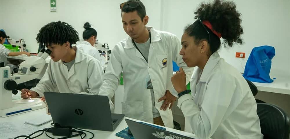 UNIMAGDALENA lideró taller sobre el estudio de hormigas en el Bosque Seco Tropical