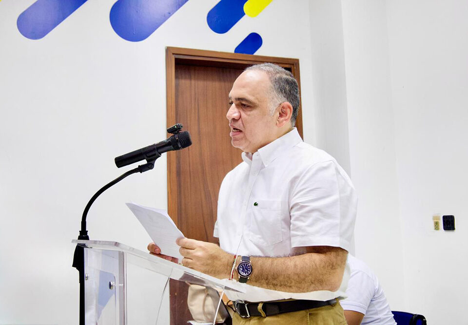 Administración de Carlos Pinedo impulsa 3 nuevos convenios sociales para transformar vidas y garantizar derechos