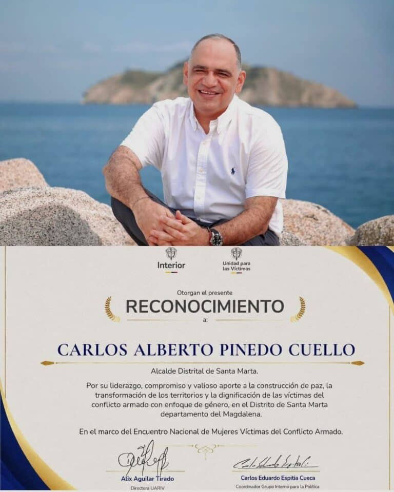 Entregan reconocimiento al alcalde Carlos Pinedo Cuello por su apoyo a las víctimas del conflicto armado