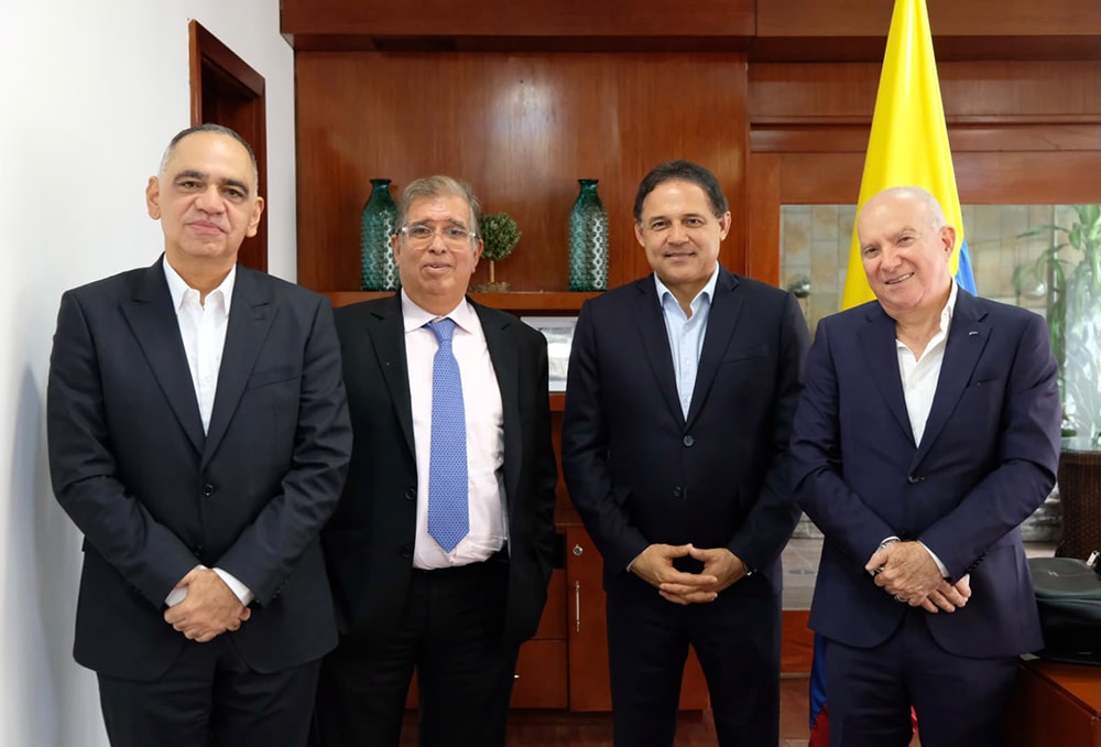 Alcalde Carlos Pinedo se reúne con MinAmbiente para avanzar en Plan Integral para la Recuperación del río Manzanares